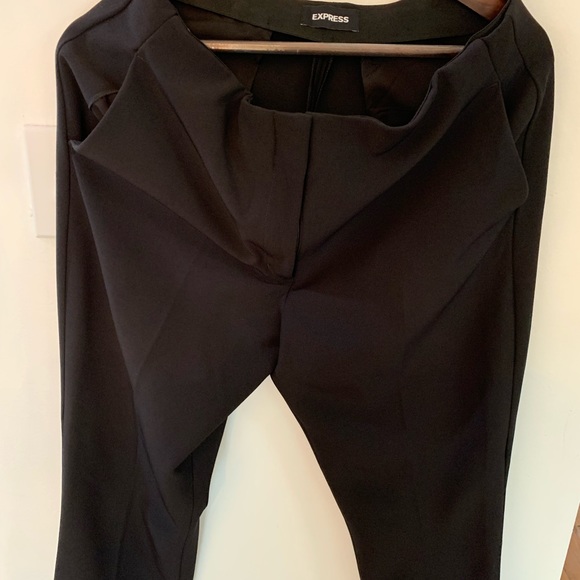 Express pant suit. Excellent condition. - Picture 3 of 4